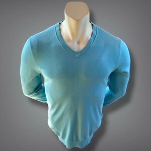 🔥HOST PICK🔥Banana Republic luxury blend V-neck pullover size large.